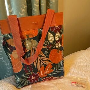 Pumpkin Essential Storage Tote -Thirty One